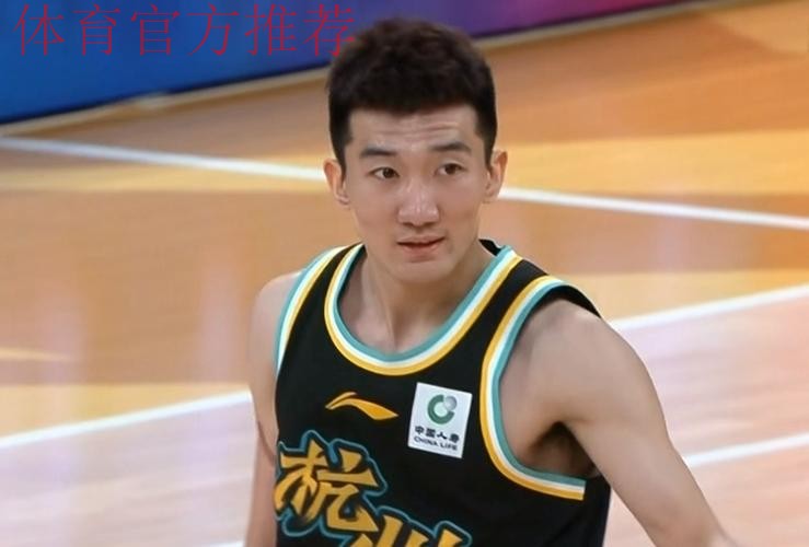 北京总冠军,辽宁副班长。 北京总冠军,辽宁副班长。